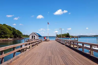 Charming Towhome on Historic Diamond Cove