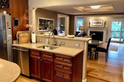 Image de Charming Arlington Townhome with 3 Bedrooms-3 Miles to Dc