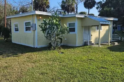 Image de Charming Pet Friendly 3-bedroom 1- Bath house with WiFi & Ac in Moore Haven