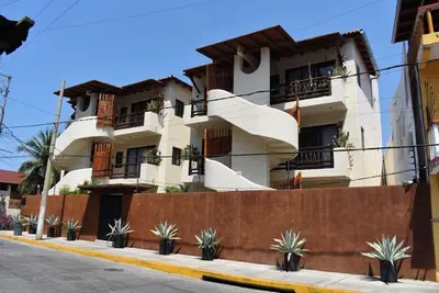 ? Welcome to Casa Donna! ?<br>Discover an elegant loft that offers an. . .
