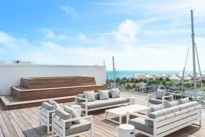 Image de The Flamingo Condo
