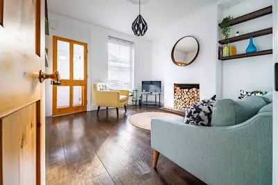 Image de Swift Host | Stylish City Terrace | Parking