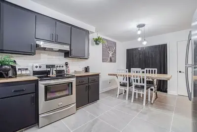 Image de Le Cardinal Moderne-Wi-Fi rapide. Family-sized all included!