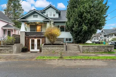 Image de Cozy 1-bedroom House ~ Heart of Iconic Portland Hawthorne District! !