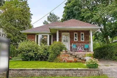 Image de Vibrant Lakefront Retreat