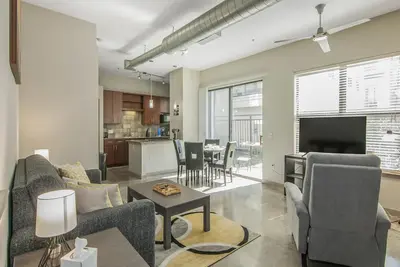 Image de Relaxing 2-bedroom apartment with fitness room, WiFi in vibrant Houston