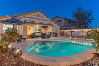 Image de Spring Training, Nascar - Pir, Hiking/Biking Trails, Golf, Htd Pool, Putting Green, Fire Pits, Bikes