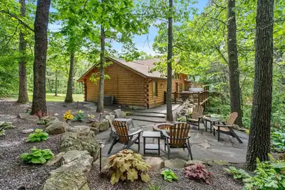 Image de Peaceful Cabin Escape • Close to Nature & Branson Fun! Free Tickets!