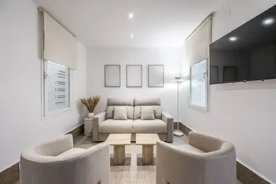 Incredible Renovated Apartment E3a