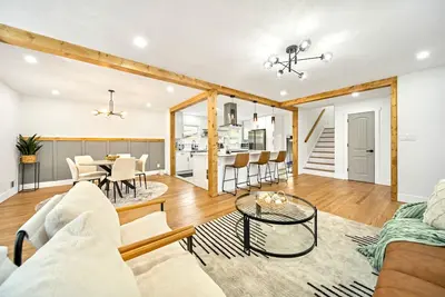 Image de Modern Rustic Retreat - Cozy 4-Bedroom Atl
