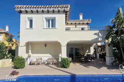 Image de Luxury Villa - Pet Friendly & Free Parking