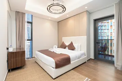 Image de Luxurious 2br Partial Burj View l King size Bed