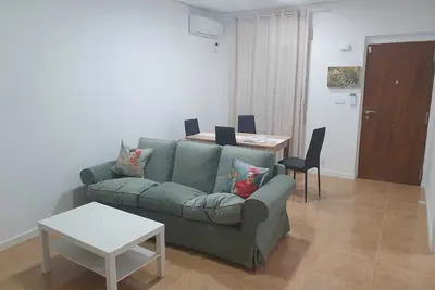 Image de Paisible maison de vacances 4-6 personnes avec patio, proche toutes commodités