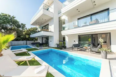 Image de Two-bedroom apartment Dantela with private pool