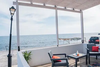 Image de Nirou Studio by the beach