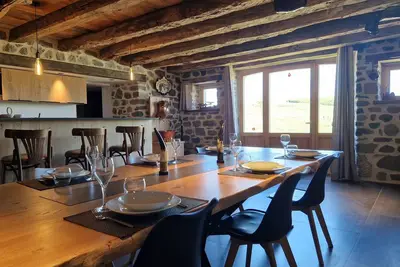 Image de Le Buron de Laguiole, au calme sur le plateau de l'Aubrac, proche Laguiole