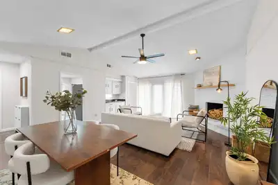 Image de This house is a 3 bedroom(s), 2 bathrooms, located in Richardson, Tx.