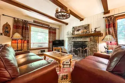 Image de Mountainside Cabin | peaceful | near hiking trails