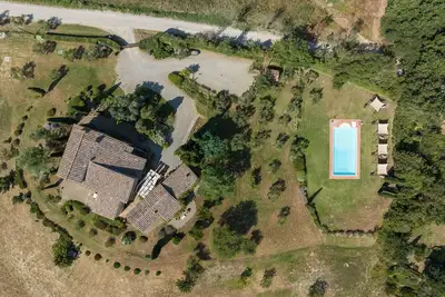 Image de Exclusive Villa in San Gimignano with pool.