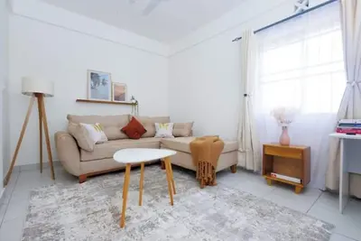 Image de Modern Urban Retreat 2/Br: Pool, Gym, WiFi & More!