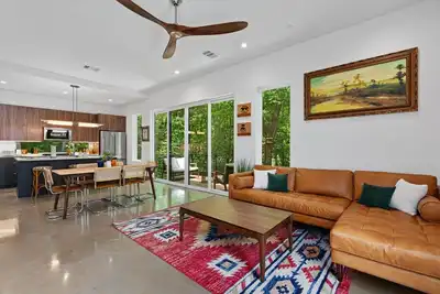 Image de Wellness Retreat: Sauna, cold plunge, & nature