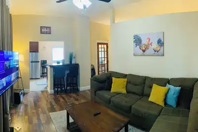 Image de Cozy studio with WiFi and Ac in wonderful Pemberton