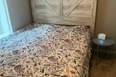 Image de Top Shelf 2-bedroom apartment in charming Scottville with WiFi, Ac