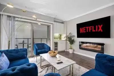 Image de Cozy 2-bedroom apartment in pleasant Glendale with WiFi, Ac