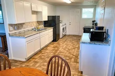 Image de ★Spacious★4br/2ba★Easy access to Ttu/Umc/Cntrl Lbk