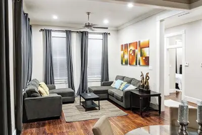 Image de Nine Miles to Nrg Stadium Houston Rodeo and Five Mins to Downtown