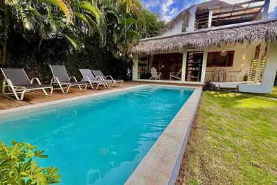 Image de Magnifique villa la ballenas avec piscine, jardin, pkg, et sécurité h24