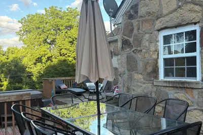 Image de Fall fun! Fall foliage, hiking, hunting, fishing galore. Game room and hot tub!