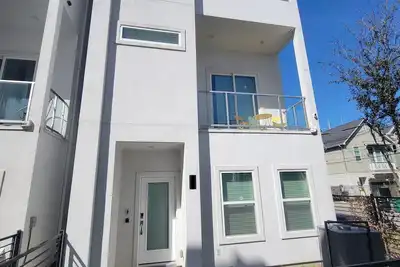 Image de Stylish 3-bed, 3. 5 bath Home in Houston near Medical Center & Nrg Park