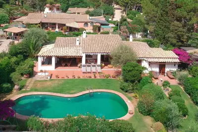 Image de Stunning Sardinian Beachfront Authentic Villa