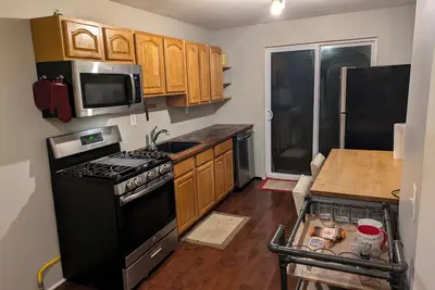 Image de Charming 2-bedroom townhome with WiFi, Ac in vibrant Philadelphia