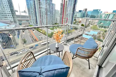 Image de Urban Retreat | Downtown Comfort & City Lights