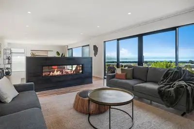 Image de Heated Pool | Gym | Sauna | Hot Tub