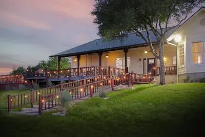 Image de Heated | Main House & Cottage