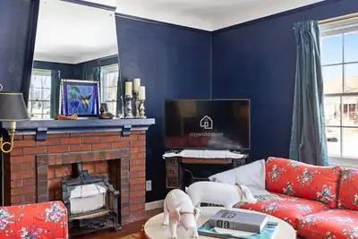 Image de Bo’s 2br Eclectic + Antique-Modern Pet Friendly w/ Big Yard