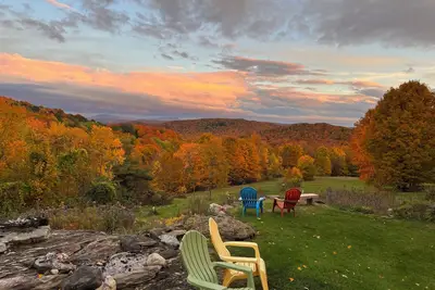 Image de Maison de LaMontagne: Unique hill top home with stunning views in Corinth