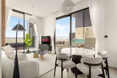 Image de Greatest 2br with Private Pool in Jvc