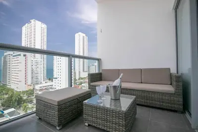 Image de Apartamento de lujo nuevo de 1 habitacion bocagrande Cartagena Jacuzzi y Piscina