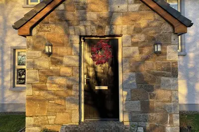 Image de Mountain View Retreat in Rostrevor With hot Tub