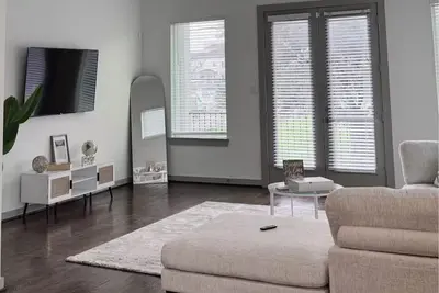 Image de Modern 3br/3. 5ba Townhome Near Toyota Center