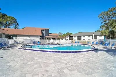 Image de Updated Ground-Floor Condo Near Img, Pools, Hot Tubs, Tennis, Bbq, and Beaches!