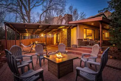 Image de Creekside Sedona Retreat w/ Natural Swimming Pools