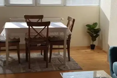 Image de Domaine ensoleillé et charmant pour votre séjour à Sofia