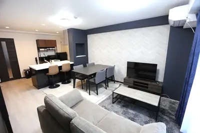 Image de 3 bed room max 6 persons! Easy access to Namba and Shinsaibashi! 4 min.