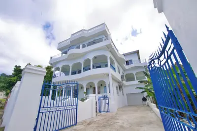 Image de Charming 3-bedroom house in enchanting Fairy Hill with WiFi, Ac