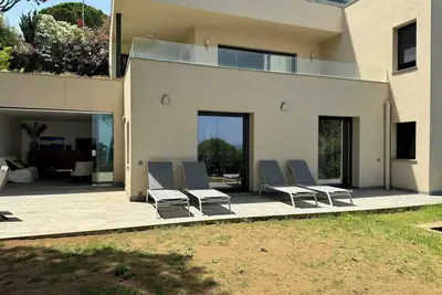 Charmant appartement en rez-de-jardin avec vue sur la mer - Begur, Costa Brava